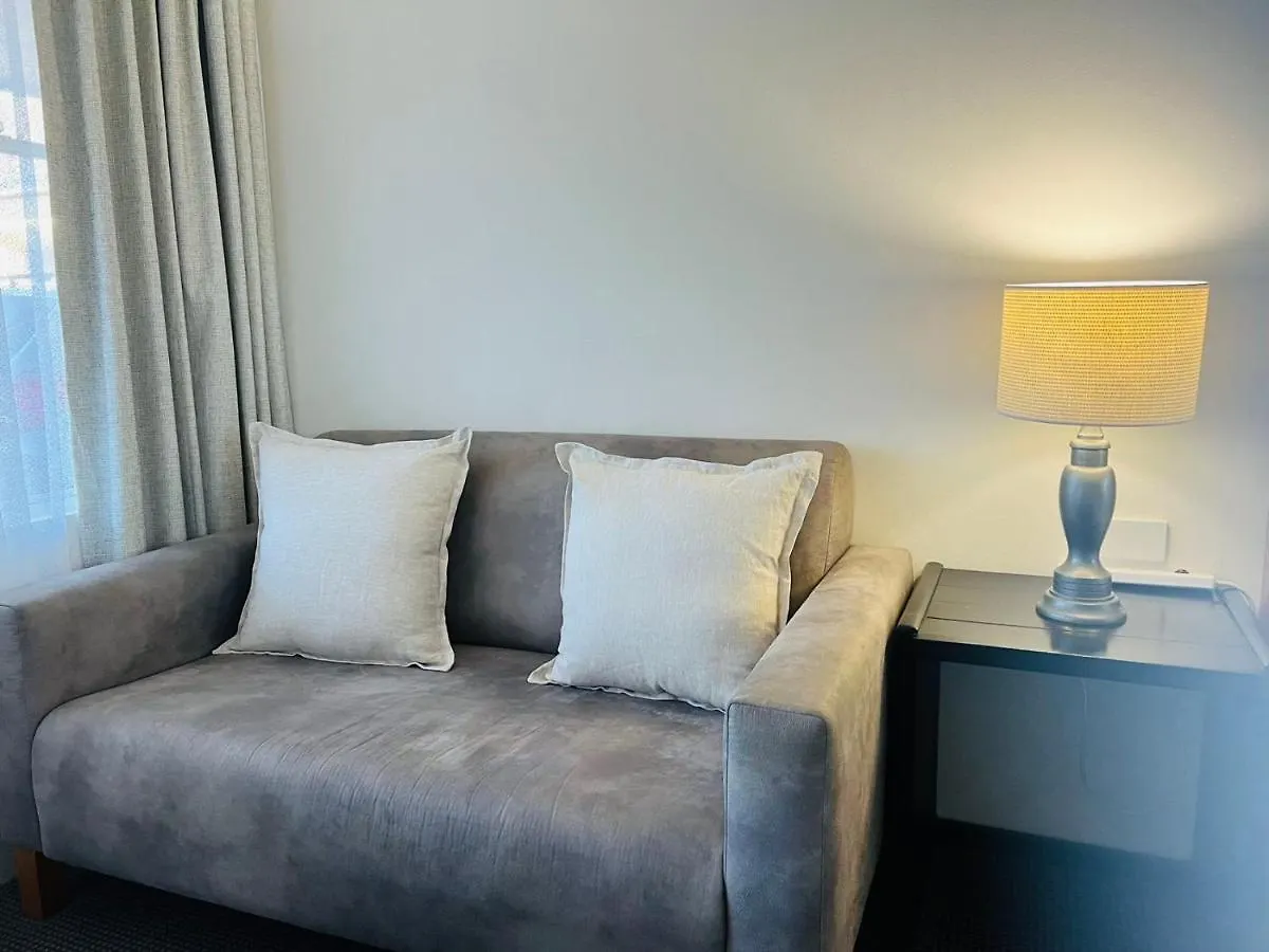 Cooks Endeavour Motor Inn Australia
